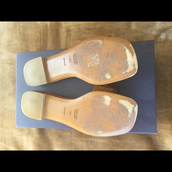 Prada suede flat retro mod sandals - Picture 2 of 3